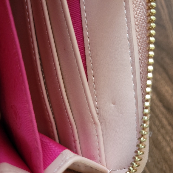 Barbie Wristlet - Picture 3 of 9